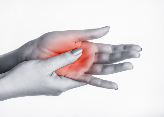 טיפול בכאבי כפות הידיים